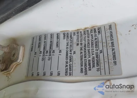 2019 Chevrolet Express 2500 Work Van z USA, uszkodzony, nr VIN 1GCWGAF18K1372744